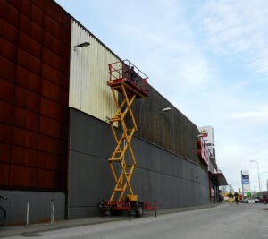 fassaadi värvimine 2